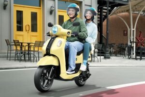 Eksklusivitas dan Efisiensi dengan Yamaha Fazzio 2024 Skuter Retro Irit Berkekuatan Hybrid!