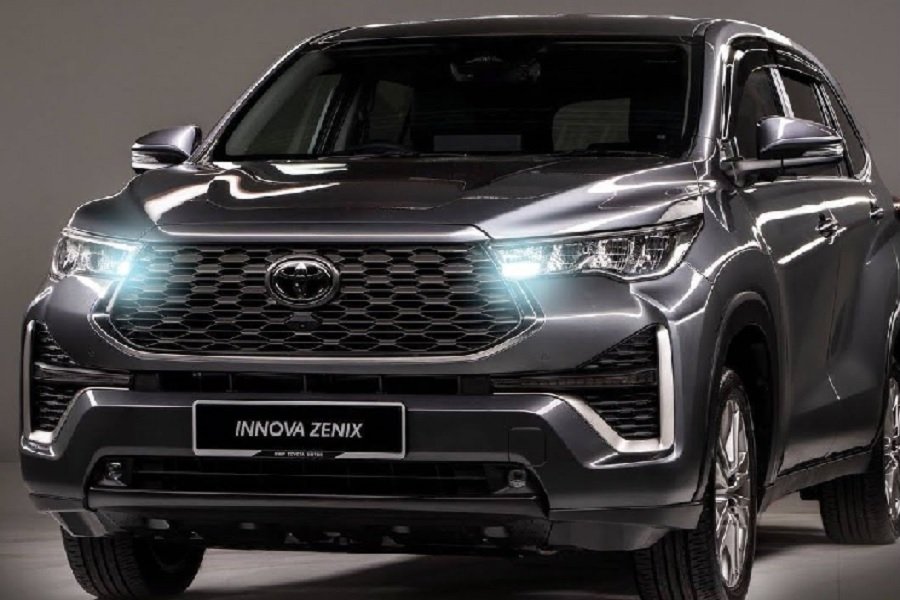 Gagah dan Nyaman! Toyota Innova Zenix 2024 MPV Premium Kini Bertransformasi