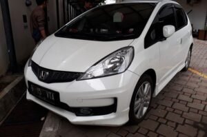 Honda Jazz GE8 Transmisi Matiknya Bisa Awet dengan Cara Ini!