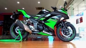 Kabar Terbaru Kawaski Ninja 300 dengan Harga Menarik!