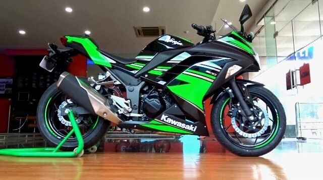 Kabar Terbaru Kawaski Ninja 300 dengan Harga Menarik!