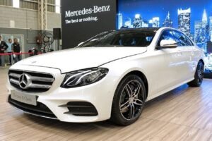 Mobil Mercedes-Benz E-Class Terbaru Mendarat di ASEAN! Kapan Indonesia Terserang Gelombang Elegan Ini