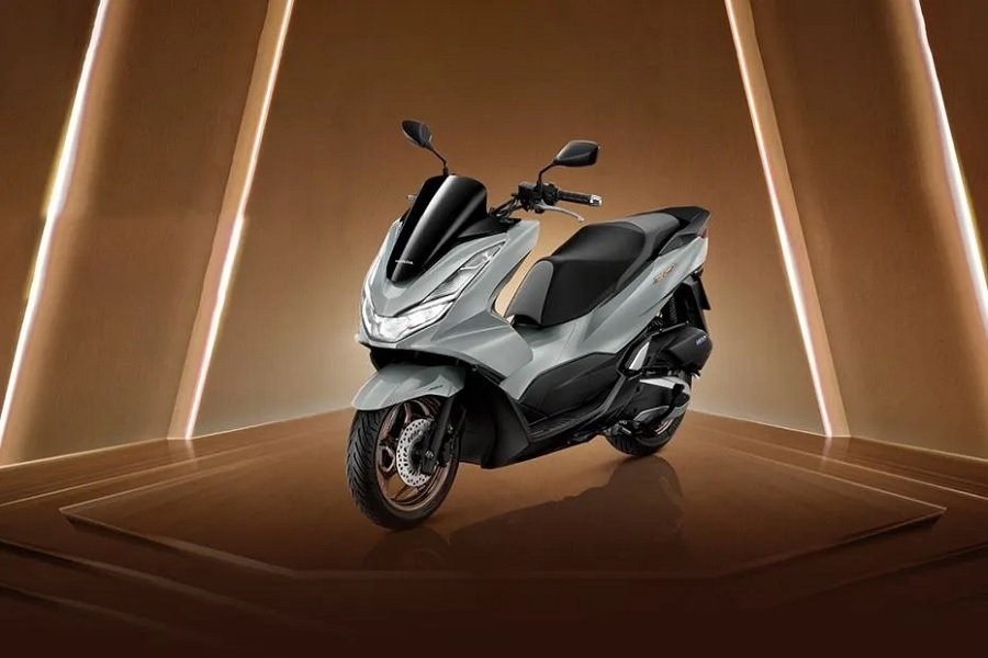 Skutik Terbaru dari Honda Bikin Tercengang! Inilah All New Honda PCX 160 CC 2024 yang Memukau!
