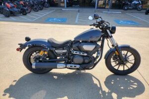 Cruiser! Yamaha Bolt R-Spec 2024 Kembaran Harley dengan Harga Terjangkau!