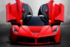 Ferrari Meliris LaFerrari Menghadirkan Pengalaman Berkendara Terbaik dengan Fitur Terbaru