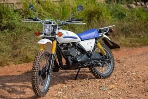 Gaya Retro yang Keren! Suzuki TF 125 Motor Dual Purpose Cocok Buat Anak Muda Petualang!