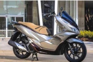 Heboh! Honda PCX 175 Meluncur Persaingan Skutik Semakin Memanas, Yamaha NMax Siap-siap Tersaingi!