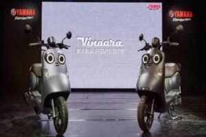 Heboh! Yamaha Vinoraa Meluncur, Skutik Neo Retro dengan Fitur Canggih dan Desain Elegan Saingi Honda Scoopy!