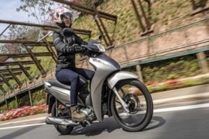 Honda Biz 125 2024 Motor Bebek Terbaru dengan Sentuhan Kemewahan dan Performa Unggulan!