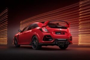 Kecepatan Honda Civic Type R Mengintip Mesin Turbo 2000cc dan Desain Sporty yang Menggoda!
