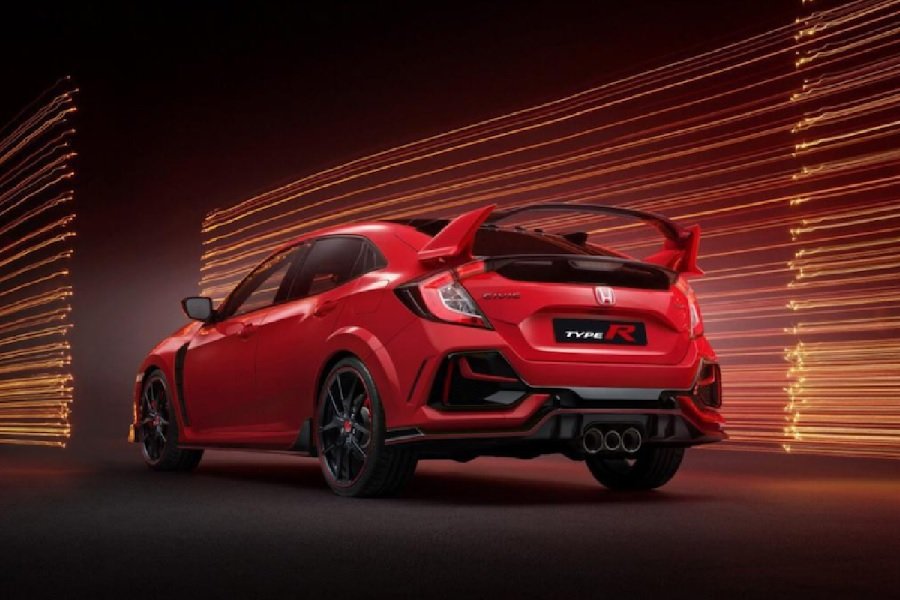 Kecepatan Honda Civic Type R Mengintip Mesin Turbo 2000cc dan Desain Sporty yang Menggoda!