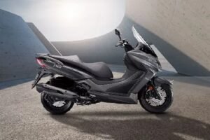 Kymco KRV 180i DDS Skutik Jumbo dengan Mesin Gahar dan Harga Diskonan, Honda PCX Merasa Terancam!