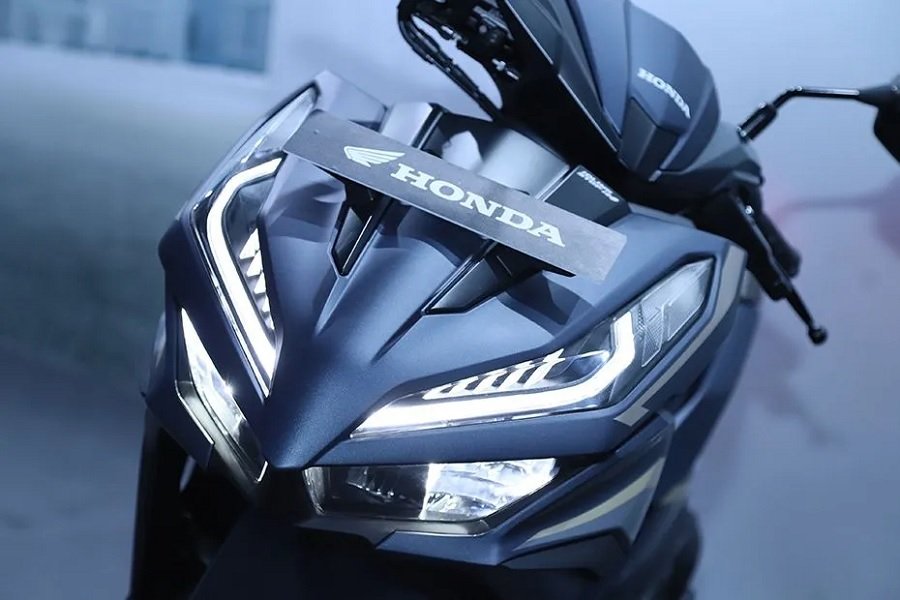 Motor Matic Honda Vario 125 CBS-ISS SP Pilihan Terbaik untuk Kinerja dan Fitur yang Unggul!