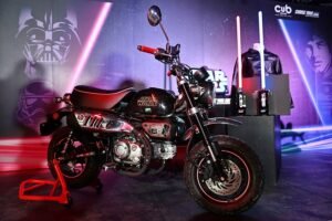 Motor Paling Langka di Galaksi! Honda Monkey 125 Edisi Star Wars, Dark Side vs Light Side, Harga Terjangkau