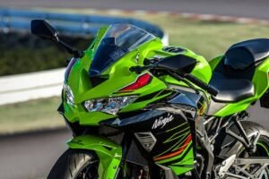 Ninja ZX-4RR Motor Sport Terbaru dari Kawasaki yang Membuat Anda Terpesona!