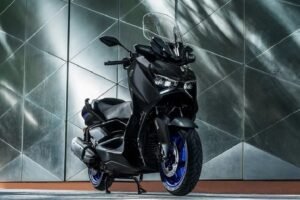 Rahasia Terungkap Yamaha XMAX 250 Tech Max 2024 Menguasai Pasar Skutik Maxi dengan Fitur Terdepan dan Harga Terjangkau!