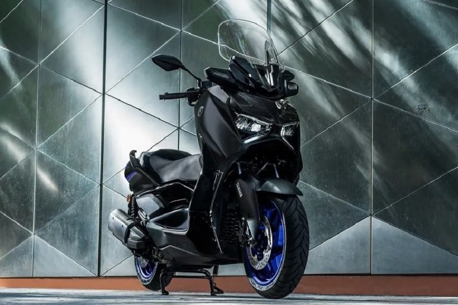 Rahasia Terungkap Yamaha XMAX 250 Tech Max 2024 Menguasai Pasar Skutik Maxi dengan Fitur Terdepan dan Harga Terjangkau!