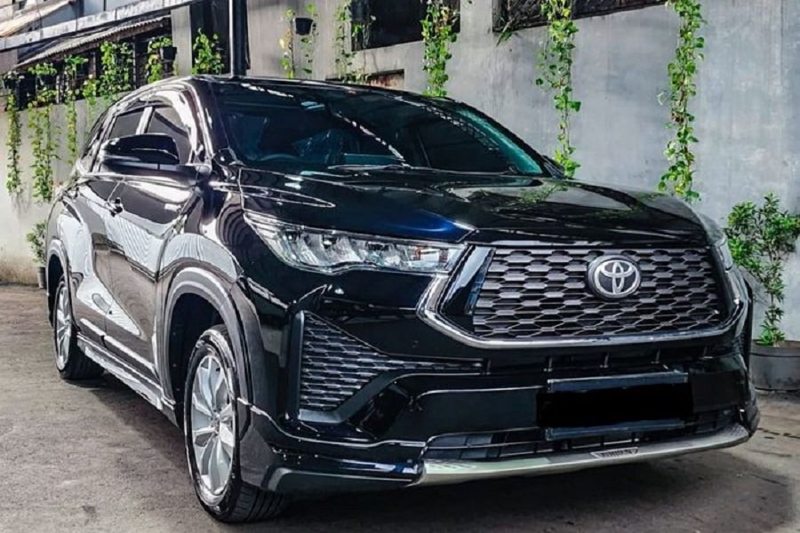 Toyota Innova Zenix Hybrid 2024 Kombinasi Futuristik dan Kenyamanan Mewah untuk Keluarga!