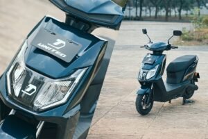 United MX 1200 Sepeda Motor Listrik Mirip Honda Beat dengan Harga Terjangkau