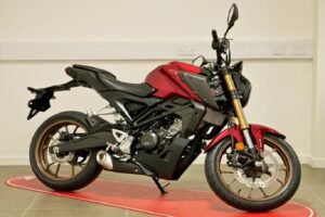 Woah! Honda Pecahkan Standar dengan New CB125R Neo Cafe 2024! Tampilannya Sangar, Fiturnya Bikin Tergila-gila!