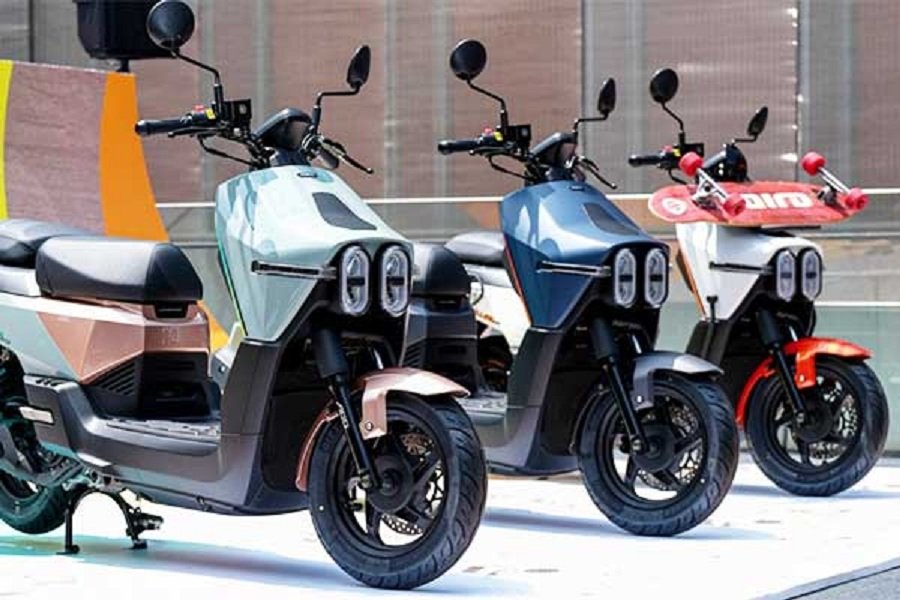 Wow! Kymco Dollar 2024 Mirip Nobita dari Doraemon! Skutik Unik Ini Bikin Semua Orang Tergoda!