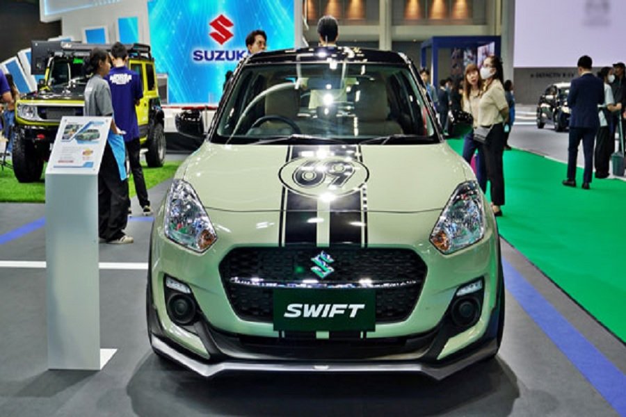 Wow! Suzuki Swift Classic 69 Edition Tampil Memukau di Thailand Balap Banget, Bikin Ngiler!