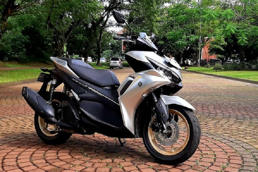 Yamaha Aerox 155 Connected Skutik Sporty dengan Fitur Canggih yang Mewah!