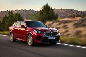 BMW iX2 Menghadirkan Revolusi Listrik dengan Desain Mencolok dan Performa Unggul!