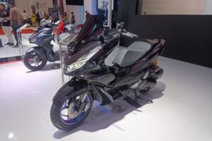 Honda PCX 160 2024 Desain Futuristik dan Performa Mengagumkan dengan Sentuhan Mewah!