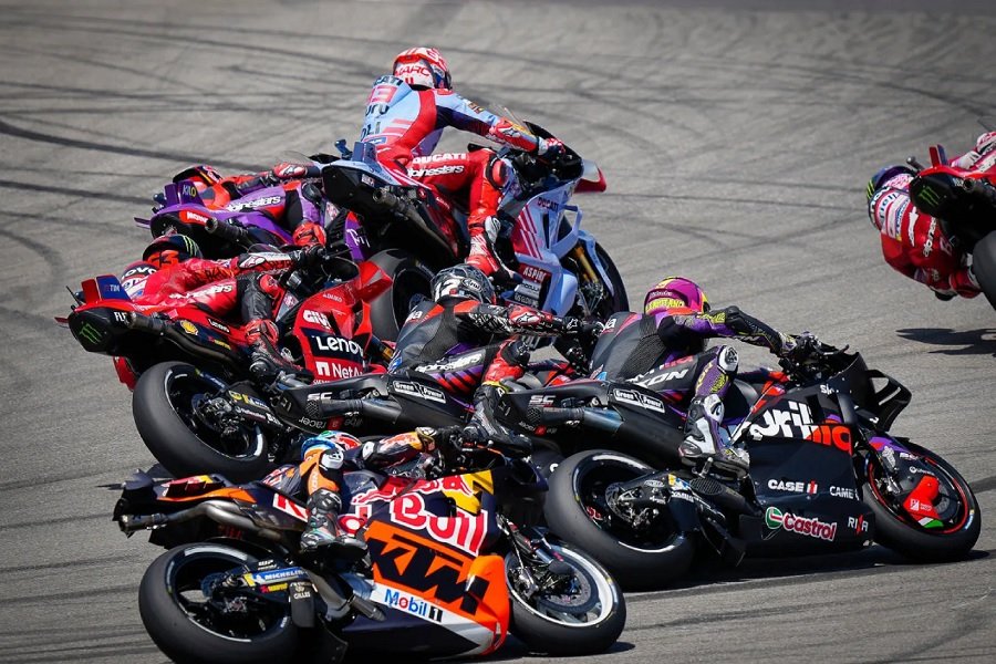 Pedro Acosta dan Marc Marquez Dua Generasi Pembalap MotoGP yang Menciptakan Legenda