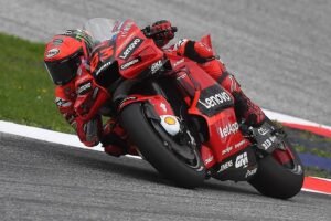 Teknologi Canggih Motor MotoGP yang Dipakai Francesco Bagnaia Akan Dilarang Apa Dampaknya bagi Pembalap