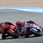 Duel Sengit di MotoGP 2025 Bagnaia vs Marquez, Siapa yang Unggul