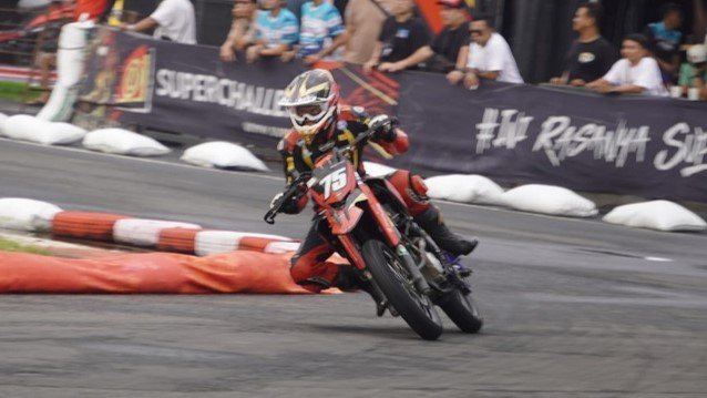 Gery Tergelincir, Tommy Salim Fokus Dan Dapatkan Finish Ketiga!