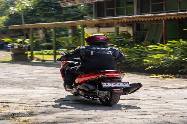 Gus Paox Iben Puji Yamaha LEXi LX 155 – KABAR OTO