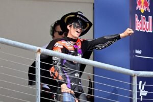 KTM Mengguncang MotoGP 2025 dengan Duo Pembalap Hebat Enea Bastianini dan Maverick Vinales