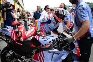 Kejutan di MotoGP 2025 Marc Marquez Menuju Ducati, Enea Bastianini Terdepak