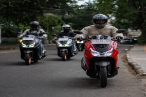 LEXi LX 155 Skutik Terbaru Yamaha yang Membawa Inovasi dan Raih Penghargaan Bergengsi!