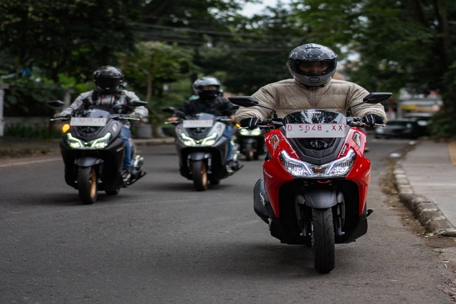 LEXi LX 155 Skutik Terbaru Yamaha yang Membawa Inovasi dan Raih Penghargaan Bergengsi!
