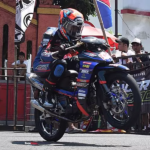 Dikawal oleh mekanik handal GDT JOGJA @gdtracing , tim DMRT232 @dmrt_232 siap tarung bersama Andrias Lukito @andrias_112 untuk bertarung di kelas di kelas mp1,130 tune up ,bebek 2 tak 125 cc dan metic 130 standar pada ajang LFN HP969 Road Race Championship 2024. Balapan ini akan digelar di lintasan GBT, Surabaya pada tanggal 23-24 Juni 2024. Dengan persiapan matang dan dukungan tim yang solid, DMRT232 berharap dapat memberikan performa terbaik dan meraih hasil maksimal di LFN HP969 Road Race Championship 2024. “Semoga ada rezekinya dan bisa bersaing dibarisan depan hingga meraih podium tertinggi untuk LFN seri 1,” ucap sang owner Dede Medest “