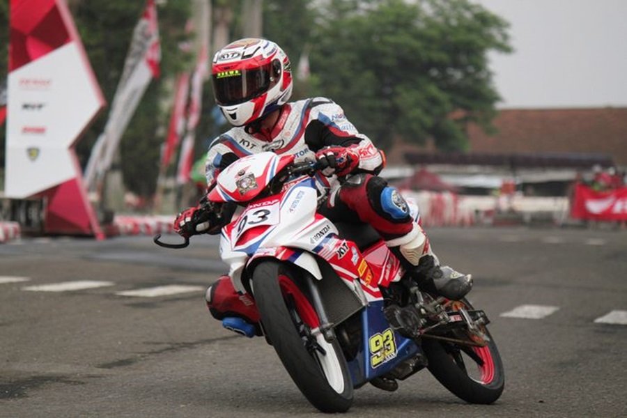 Helm Keramat Fitriansyah Kete Kembali: Siap Rebut Gelar di LFN HP 969 Road Race 2024