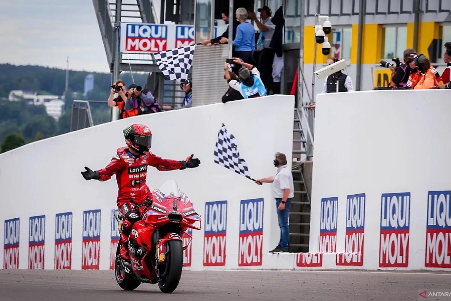 Wow! Pecco Bagnaia Puncaki Klasemen MotoGP 2024 Setelah Kemenangan Sensasional di Sachsenring!