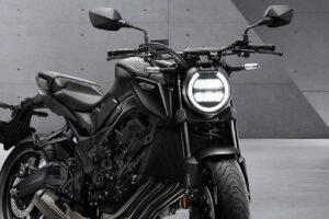 Honda CB650R: Streetfighter Bergaya Retro dengan Performa Tangguh