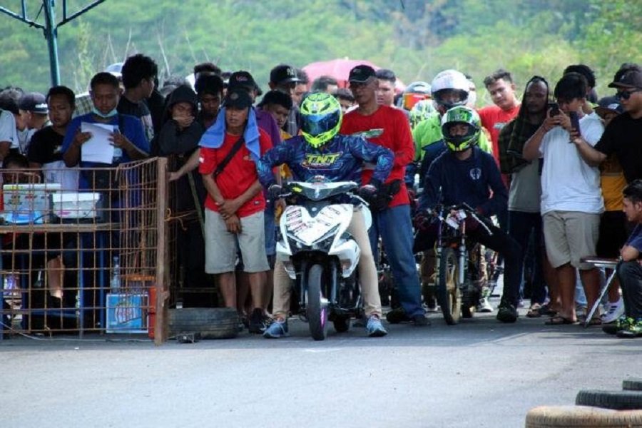 Ahmad Luthfi Battle Java Drag Bike Rookie 2024 Pekalongan: Ahli Kebut Jangan Sampai Ketinggalan!