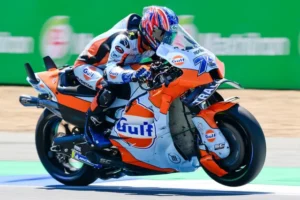 Ai Ogura Hampir Raih Podium