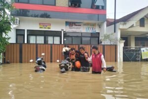 Waspada! Hujan Deras Bisa Bikin Shockbreaker Motor Rusak