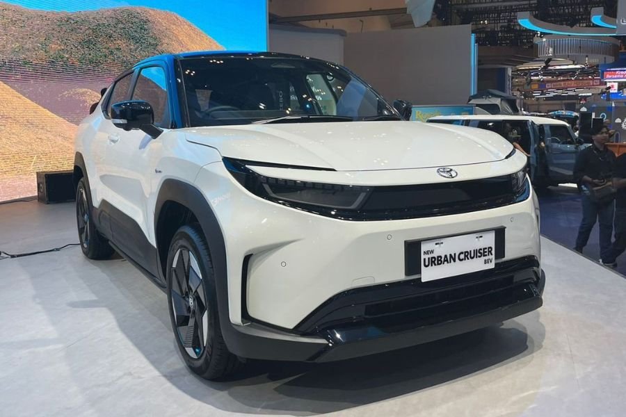 Toyota Urban Cruiser EV vs Suzuki e-Vitara: Duel Mobil Listrik Jepang di Segmen SUV Ringkas