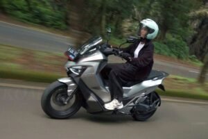 Motor Listrik Futuristik yang Ramah di Kantong