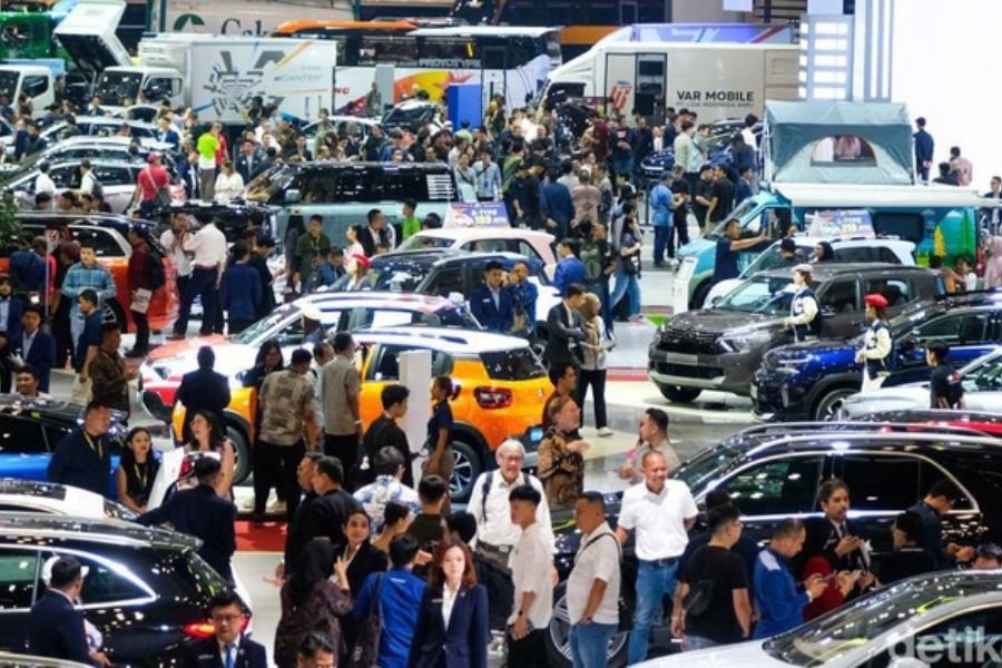 Banyak Diburu! Ini Daftar Mobil Harga di Bawah Rp 300 Juta yang Laris di Indonesia