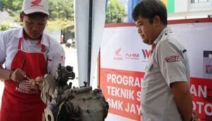 Bersaing Ketat! Ribuan Siswa dan Guru SMK Adu Skill di FEVOSH 2025, Hadiahnya Beasiswa dan Ratusan Juta Rupiah!