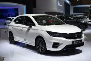 Toyota Yaris dan Honda City Hatchback Mulai Langka di GIIAS 2025, Diskon Puluhan Juta untuk Stok Terakhir!